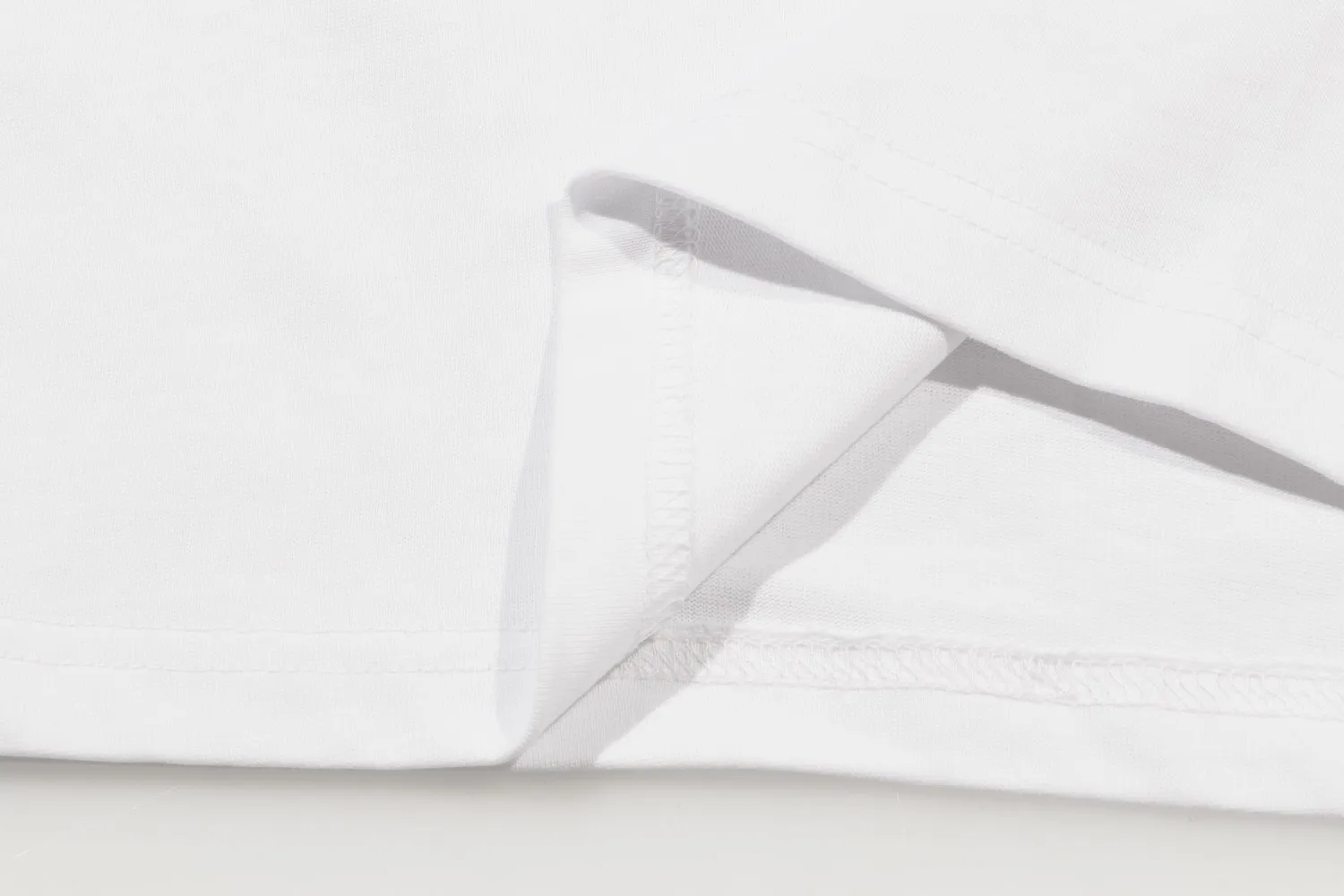MON 24ss T OS 280 Versatile : White Black Size XS-L